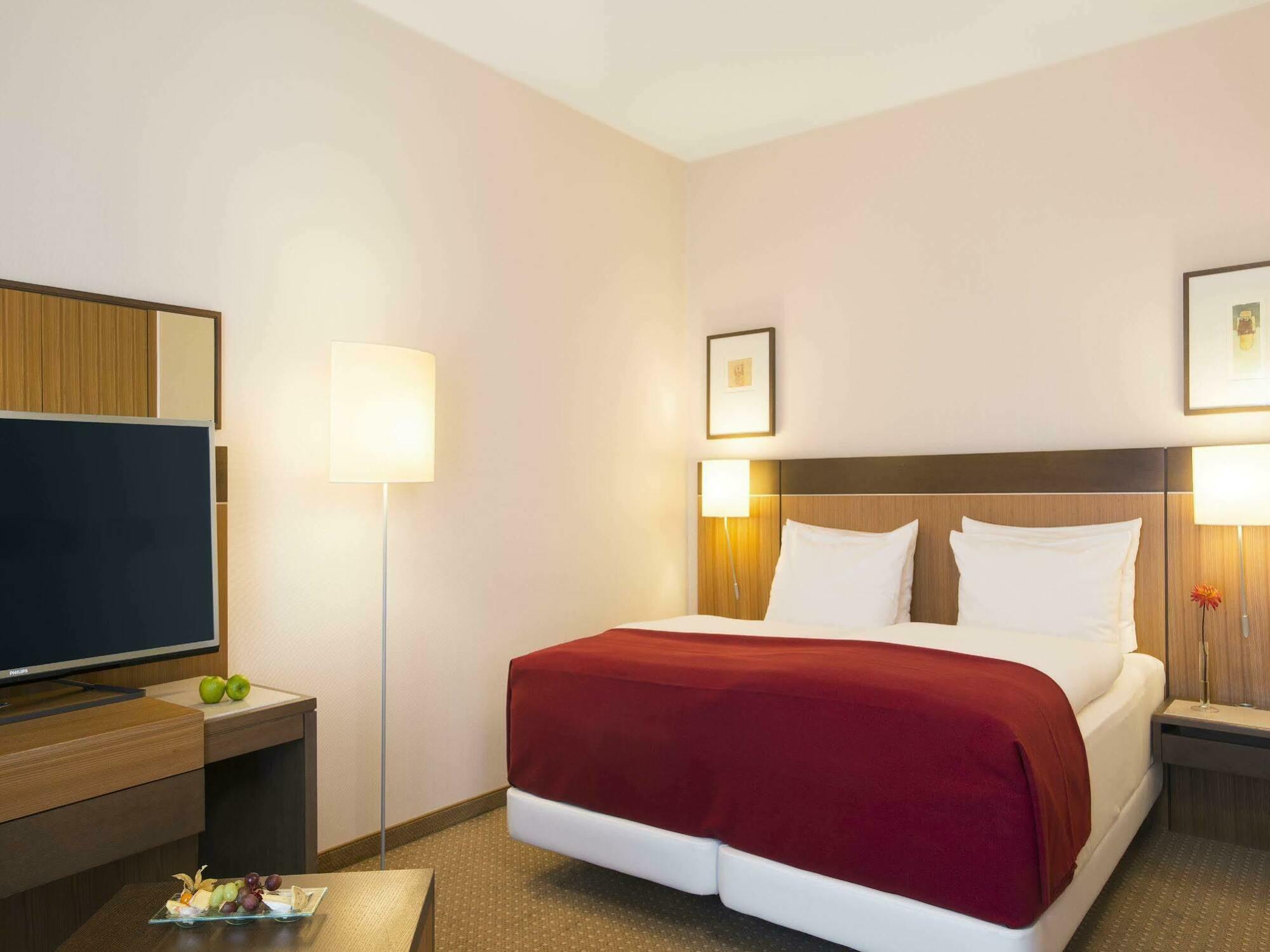 Nh Collection Mitte Friedrichstrasse Hotel Berlino